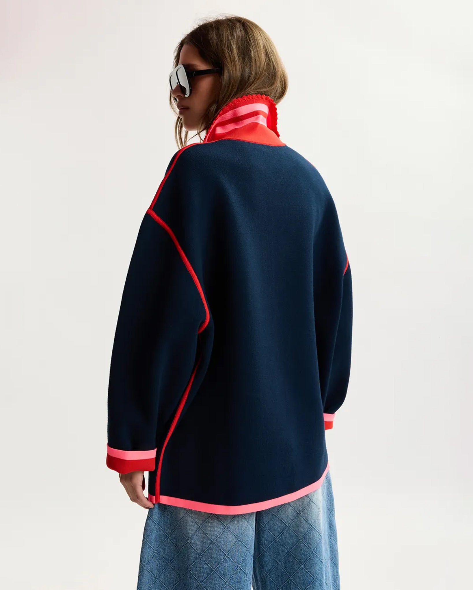 Fine Knit Cardigan With Lace-Trimmed Collar And Strawberry-Shaped Buttons (Navy/Pink/Red)