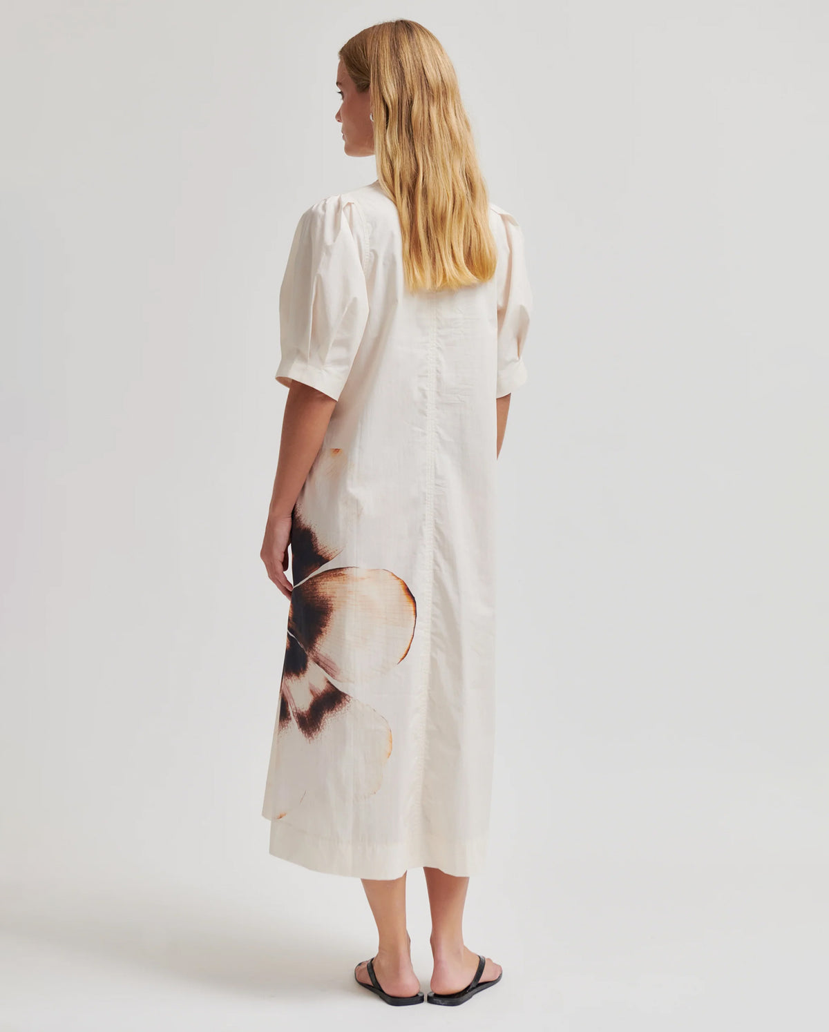 Adrienna Maxi Dress (Eggnog)