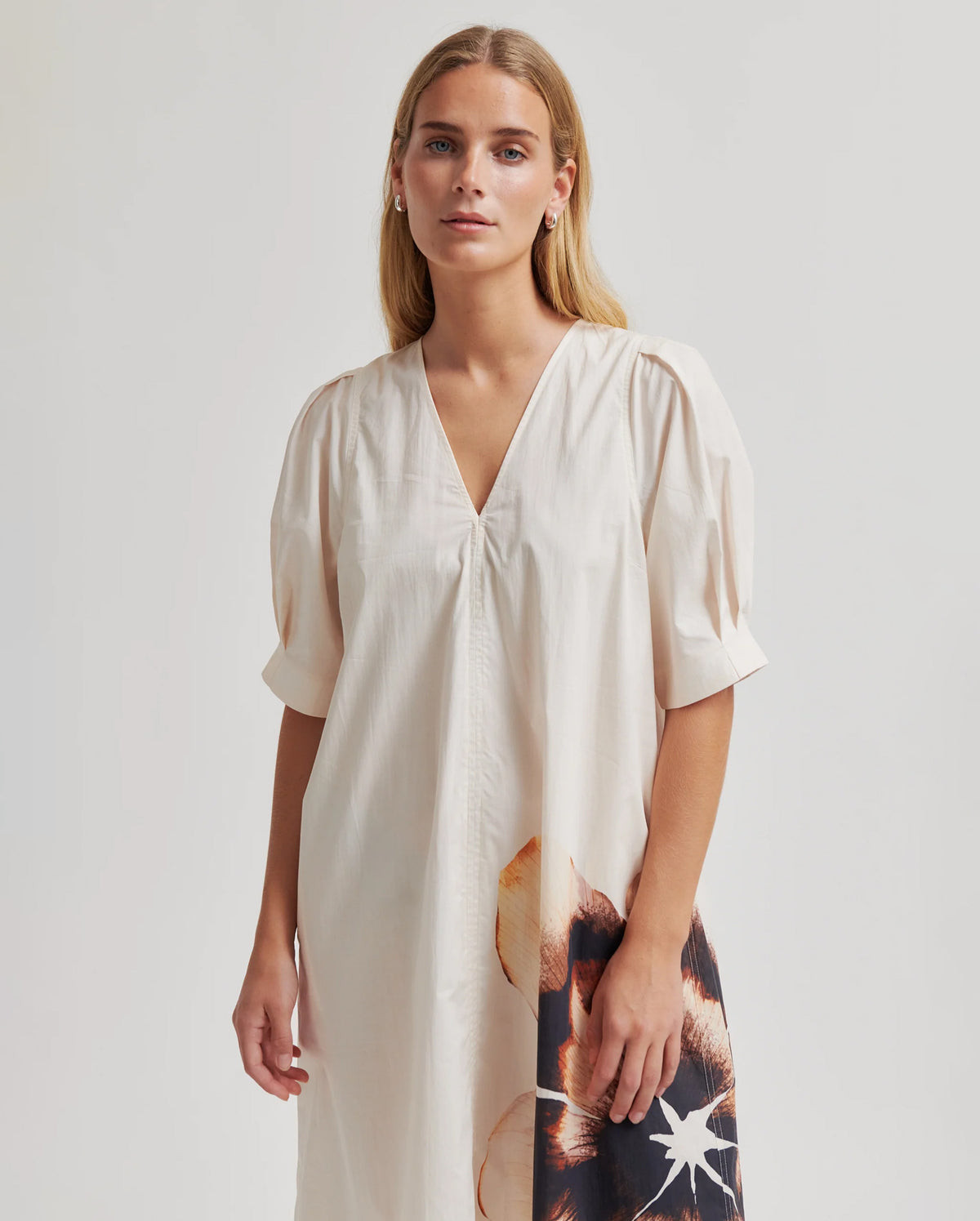 Adrienna Maxi Dress (Eggnog)