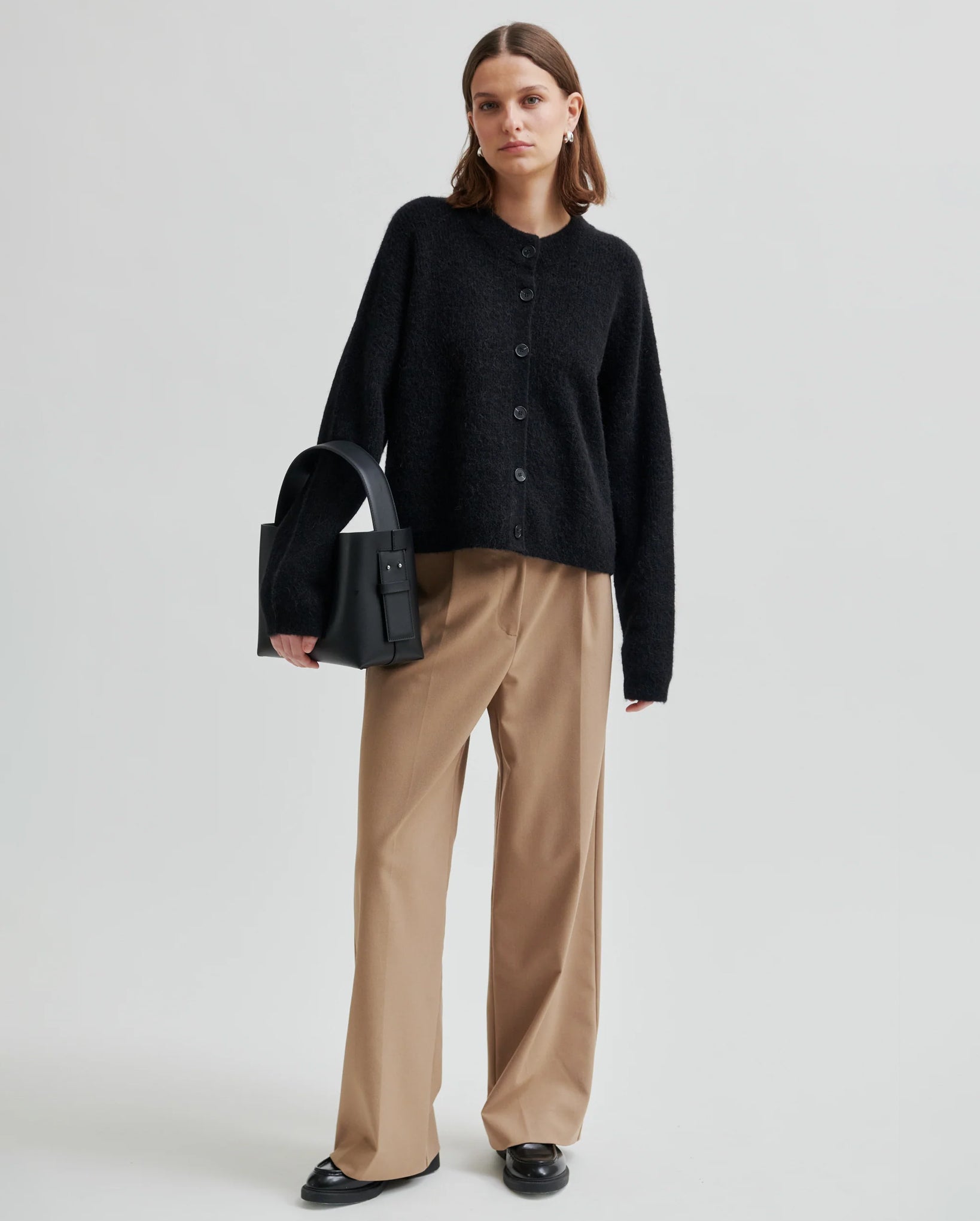 Gabby Knit Cardigan (Black Sand)