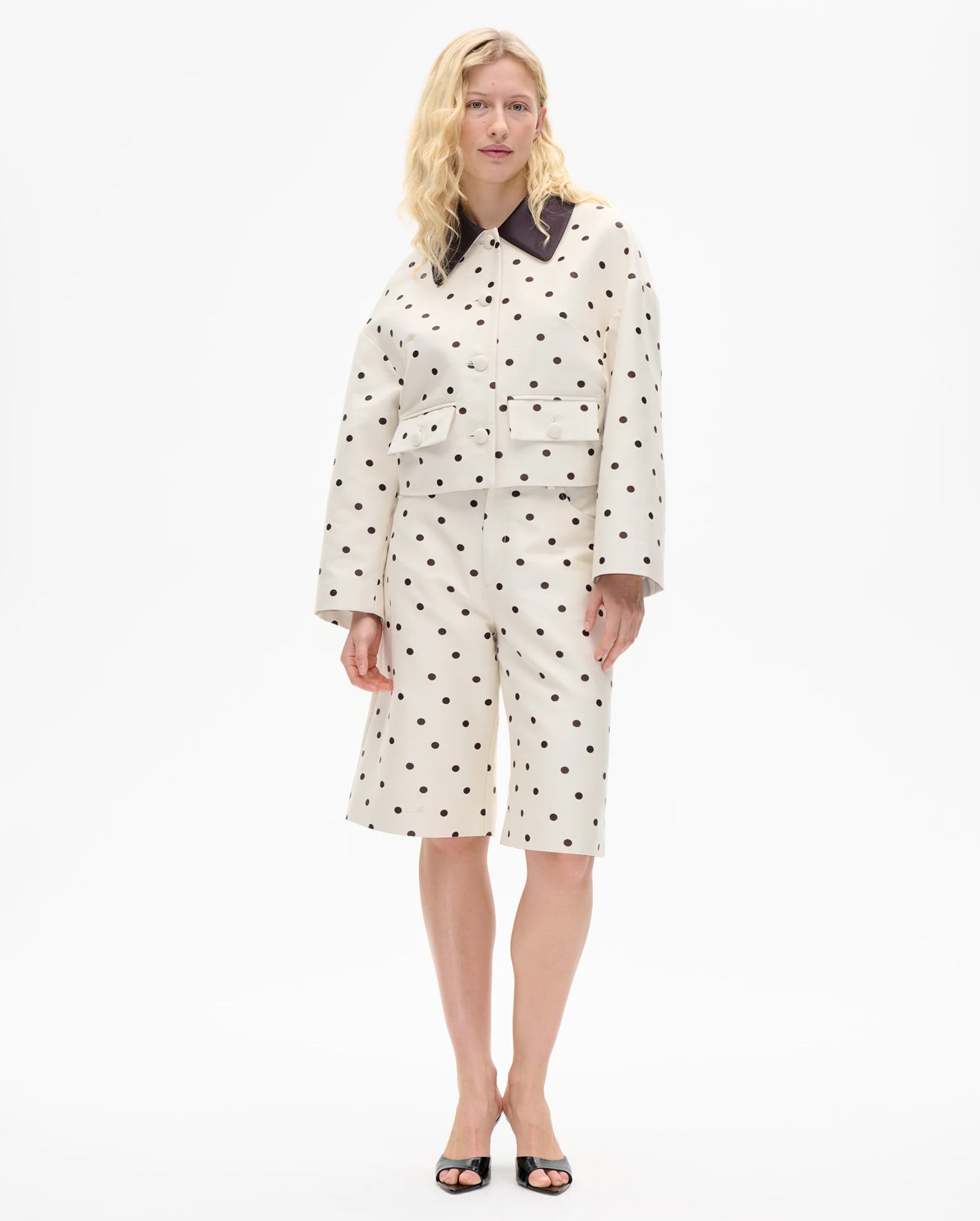 Bebeth (Egret Creme Dot)
