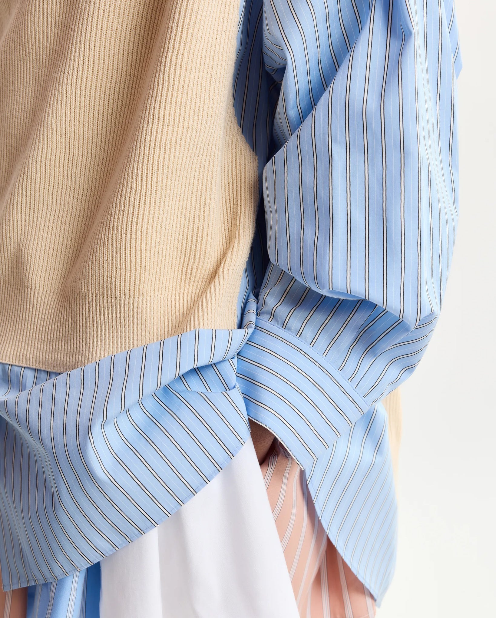 Knit-Panel Oversized Shirt (Black/Cream/Light Blue)