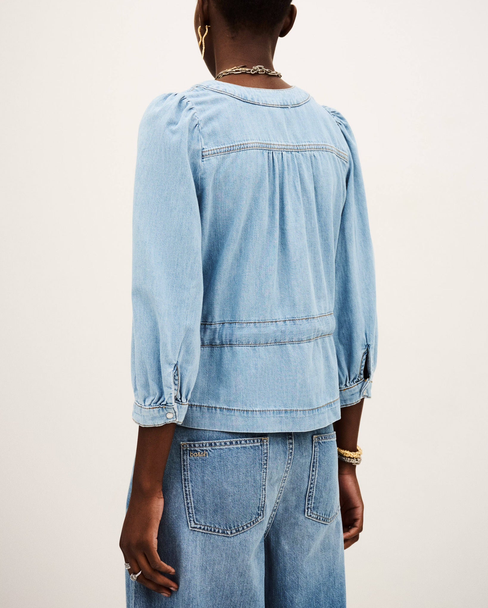 Lavina Long-Sleeved Top (Light Used Blue)