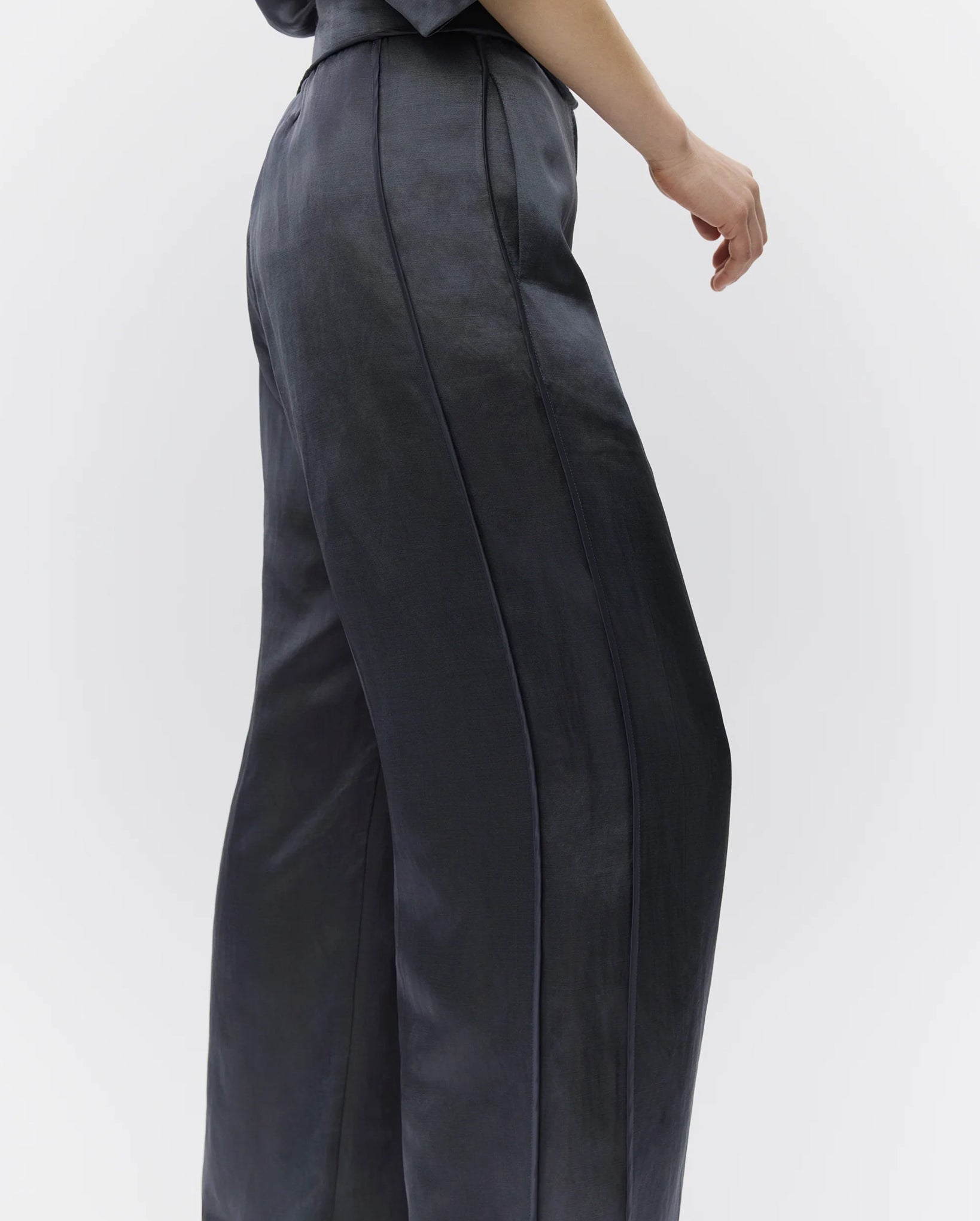 Elms High Shine Blend Pants (Ebony)