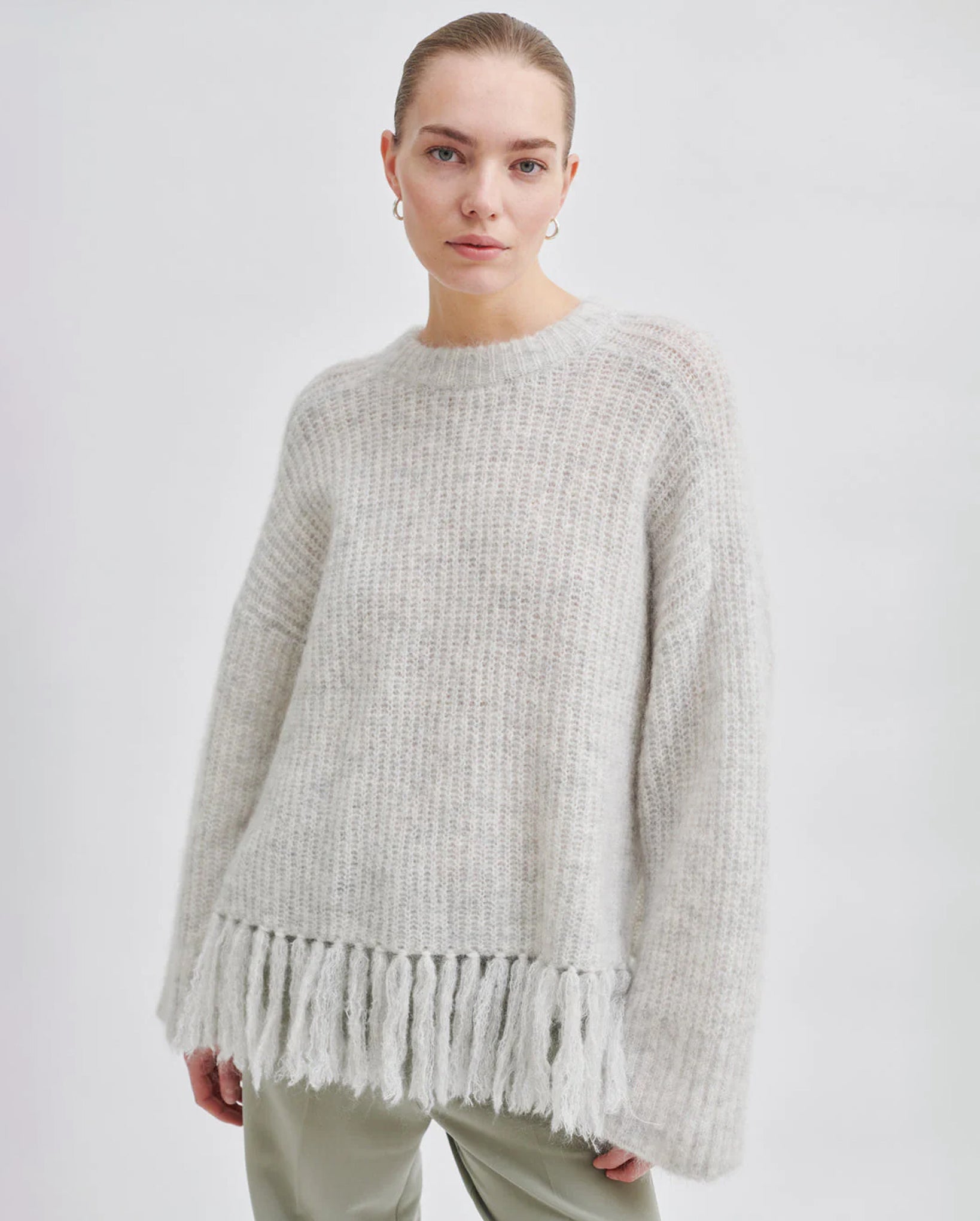 Caroa O-Neck Knit (Grey Melange)