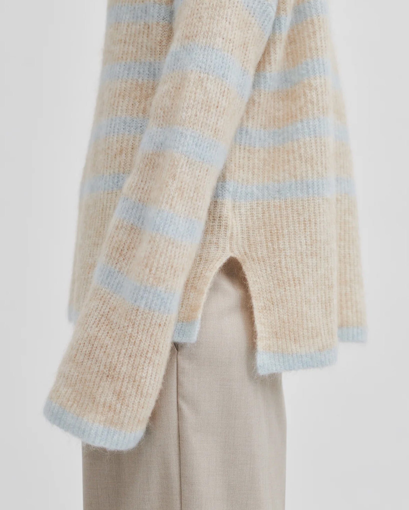 Ovalis Knit T-Neck (Starlight Blue)