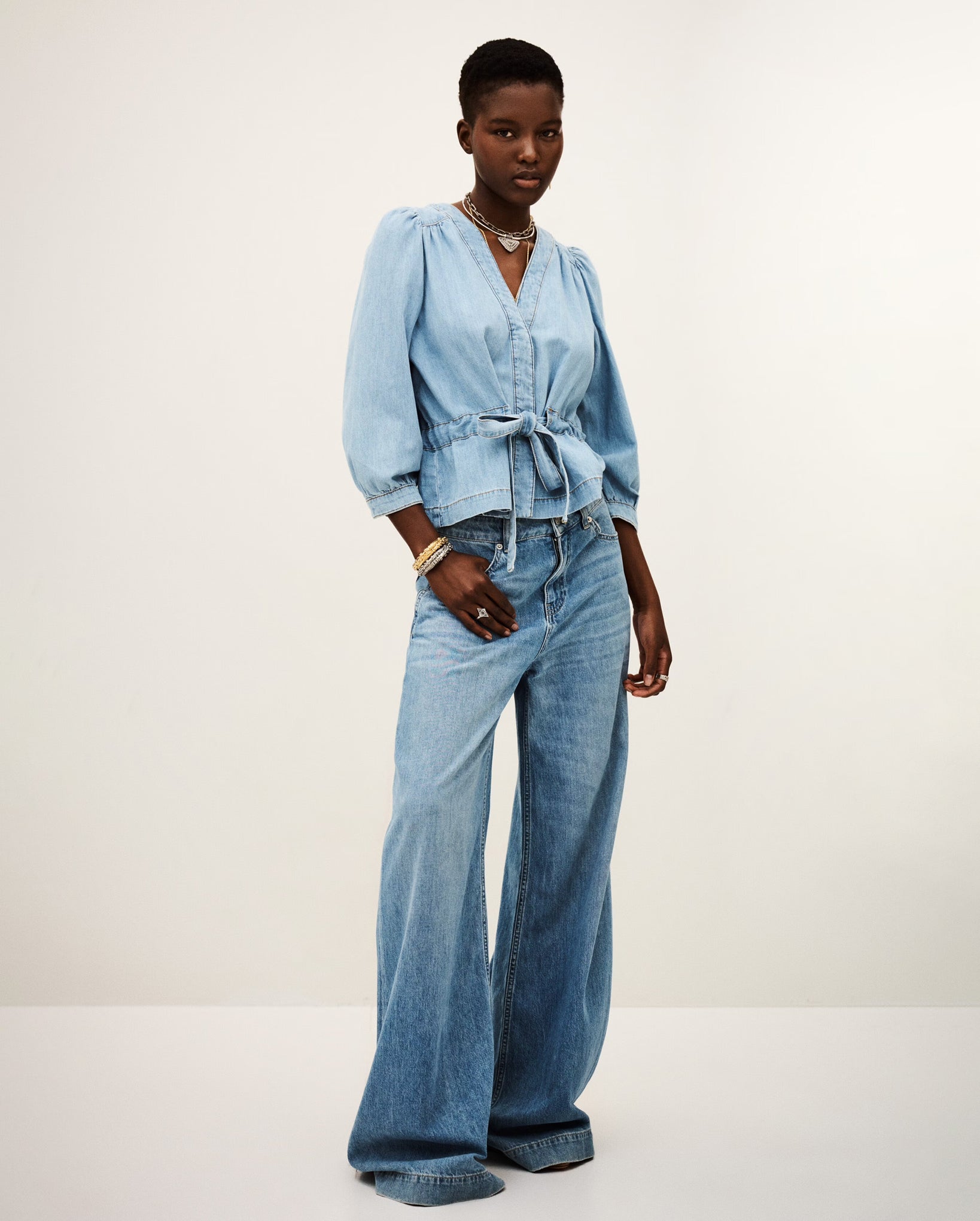 Lavina Long-Sleeved Top (Light Used Blue)