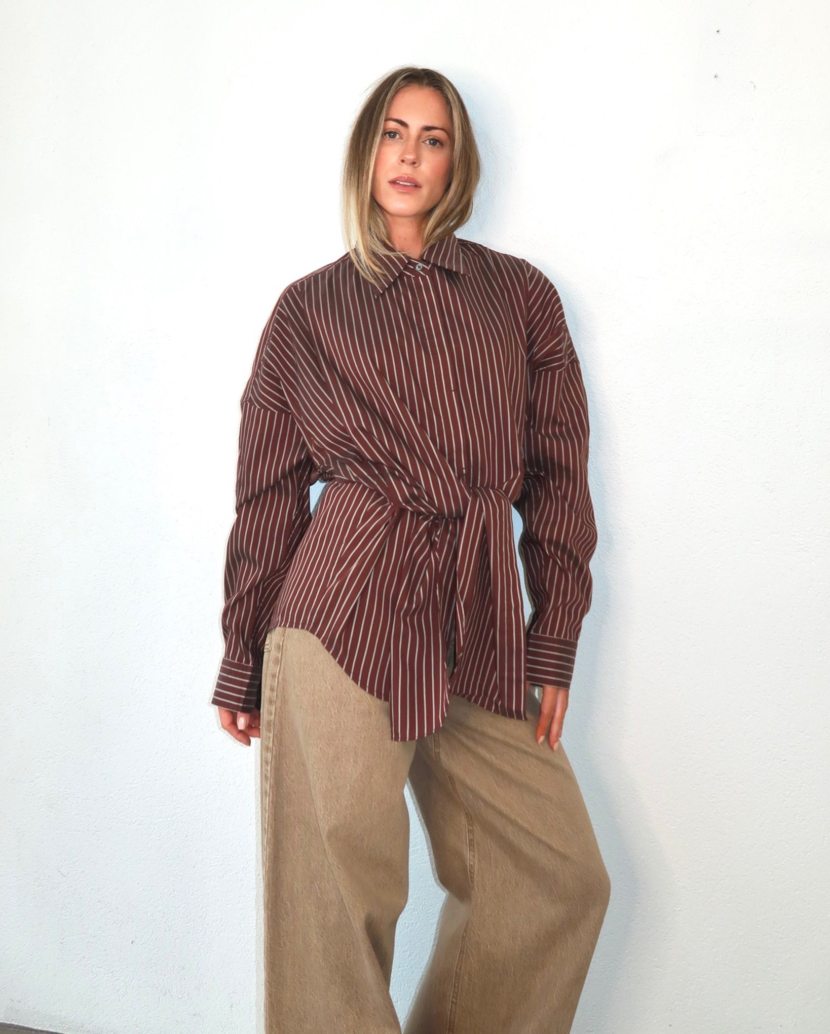 Aria Shirt (Brown)