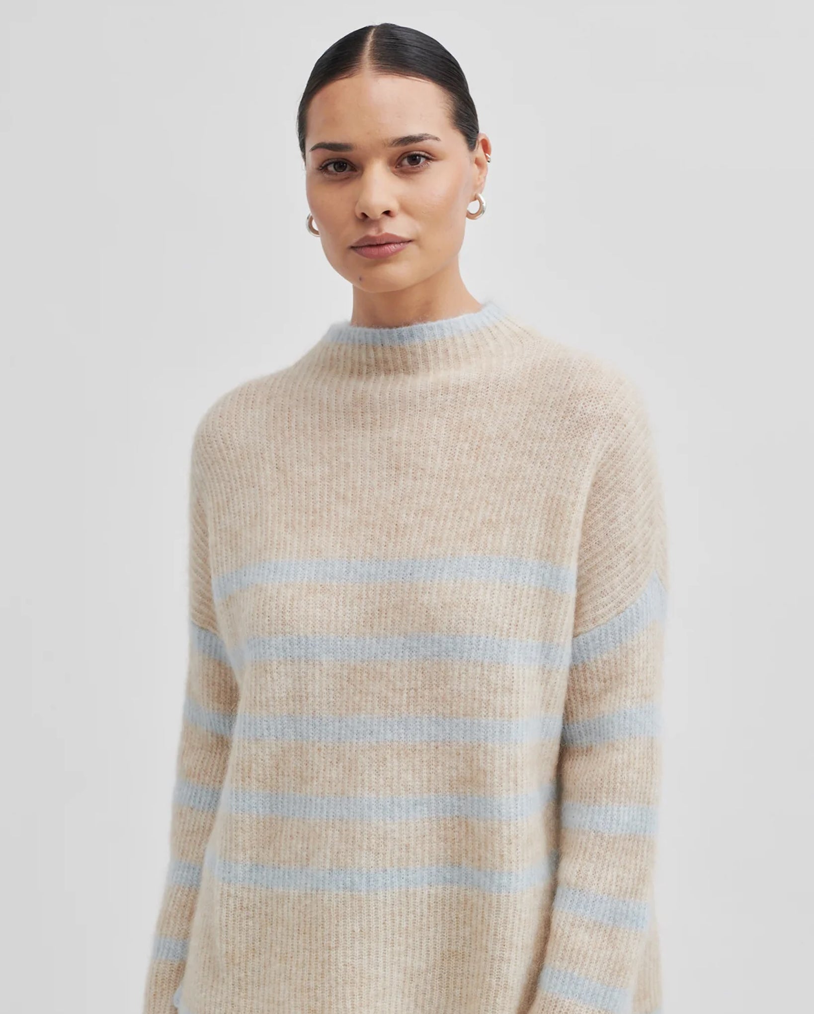 Ovalis Knit T-Neck (Starlight Blue)