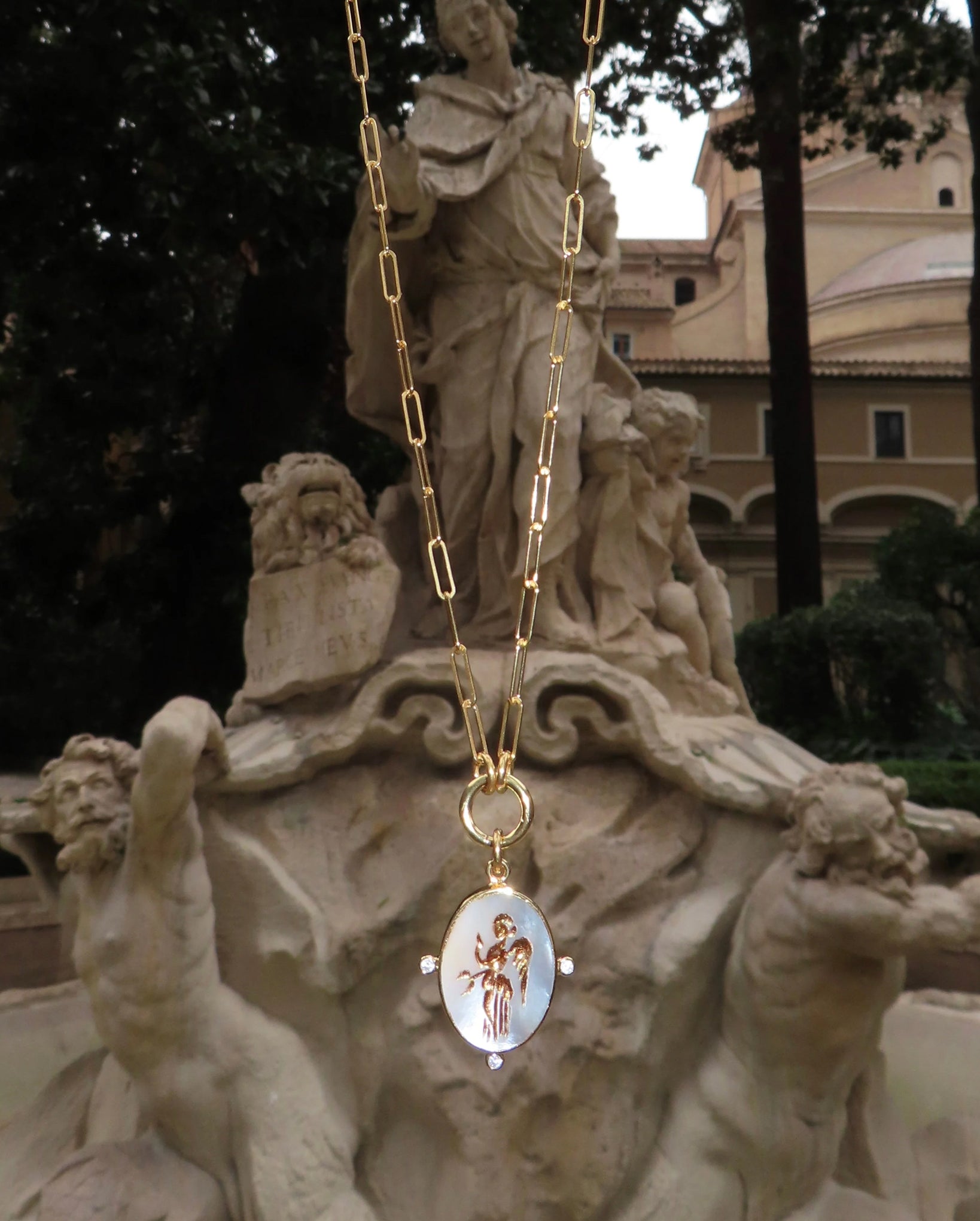 The Angel of Peace Necklace II (Gold)
