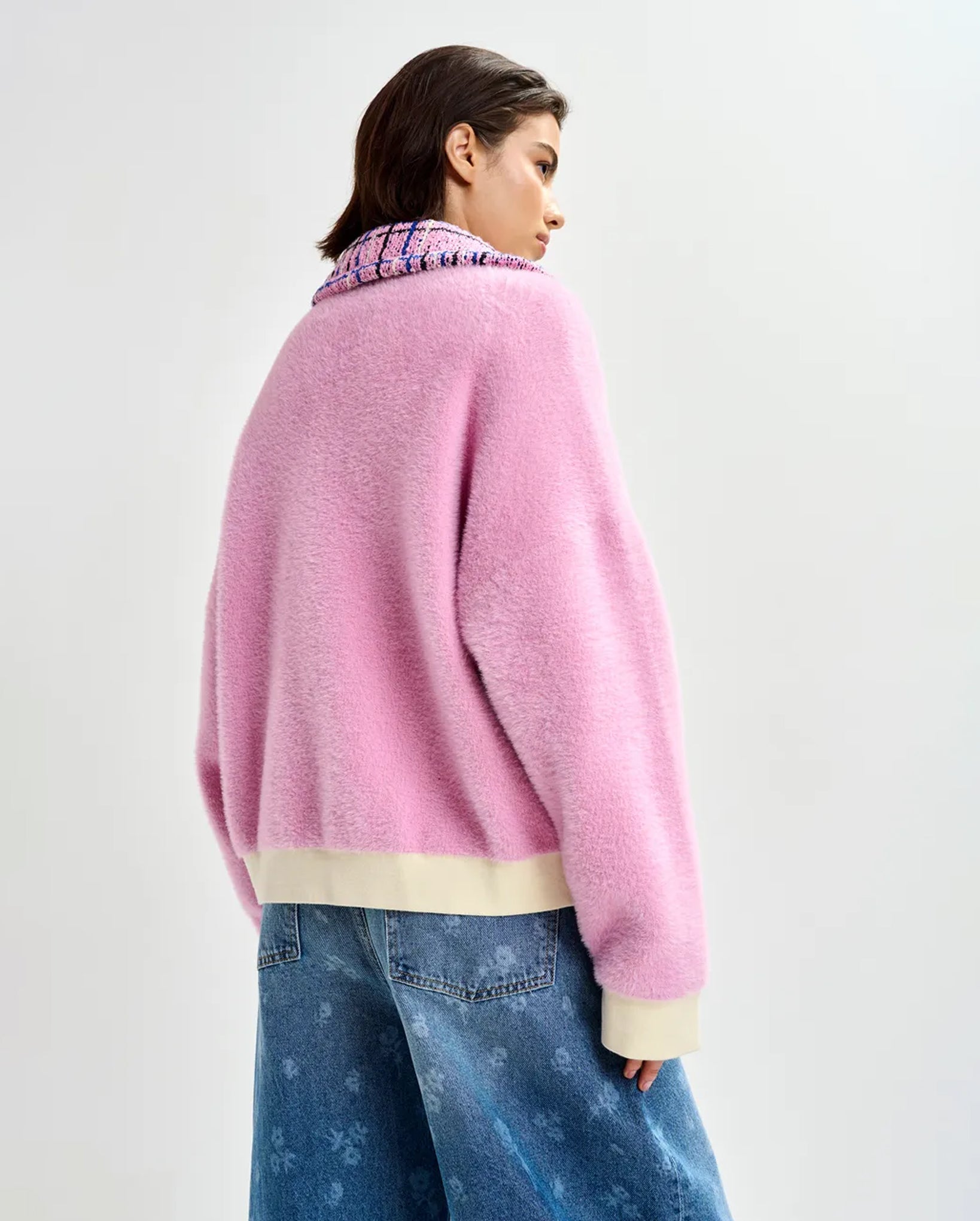Textured Cardigan with Contrast Tweed Collar and Patch Pockets (Blue/Off-White/Pink)