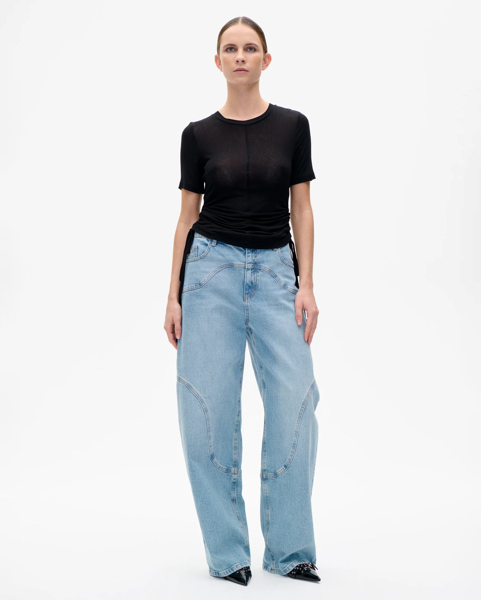 Jelva T-Shirt (Black)