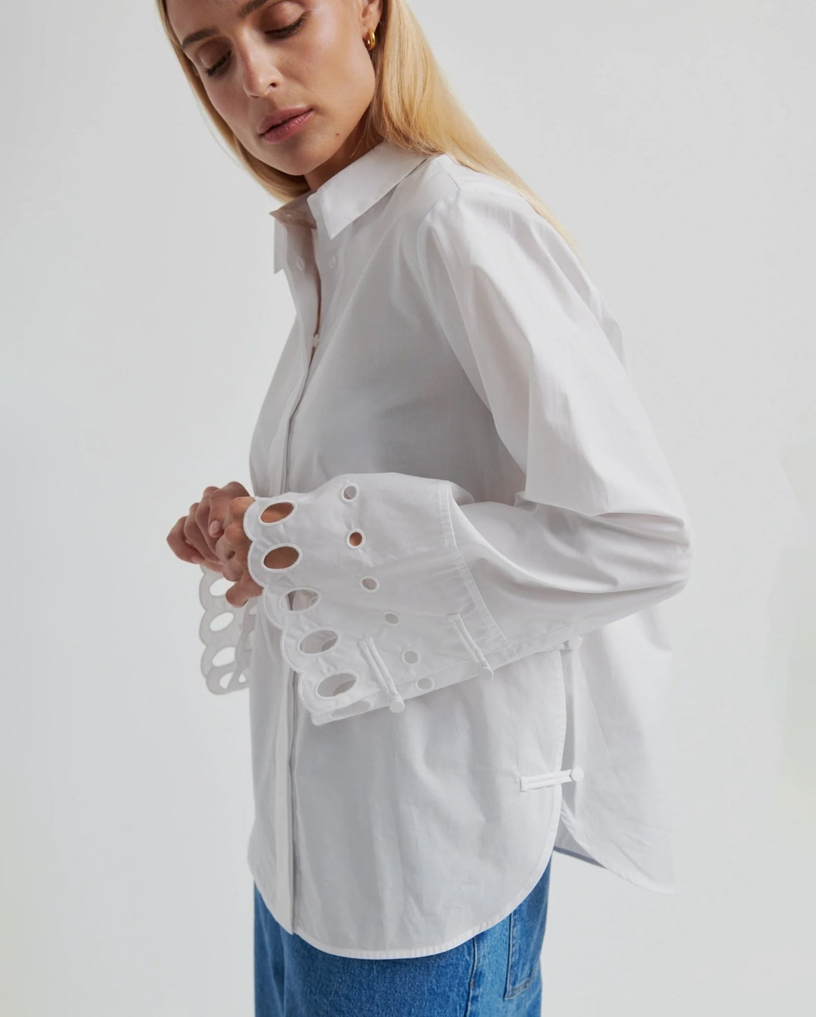 Yenifer Shirt (White)