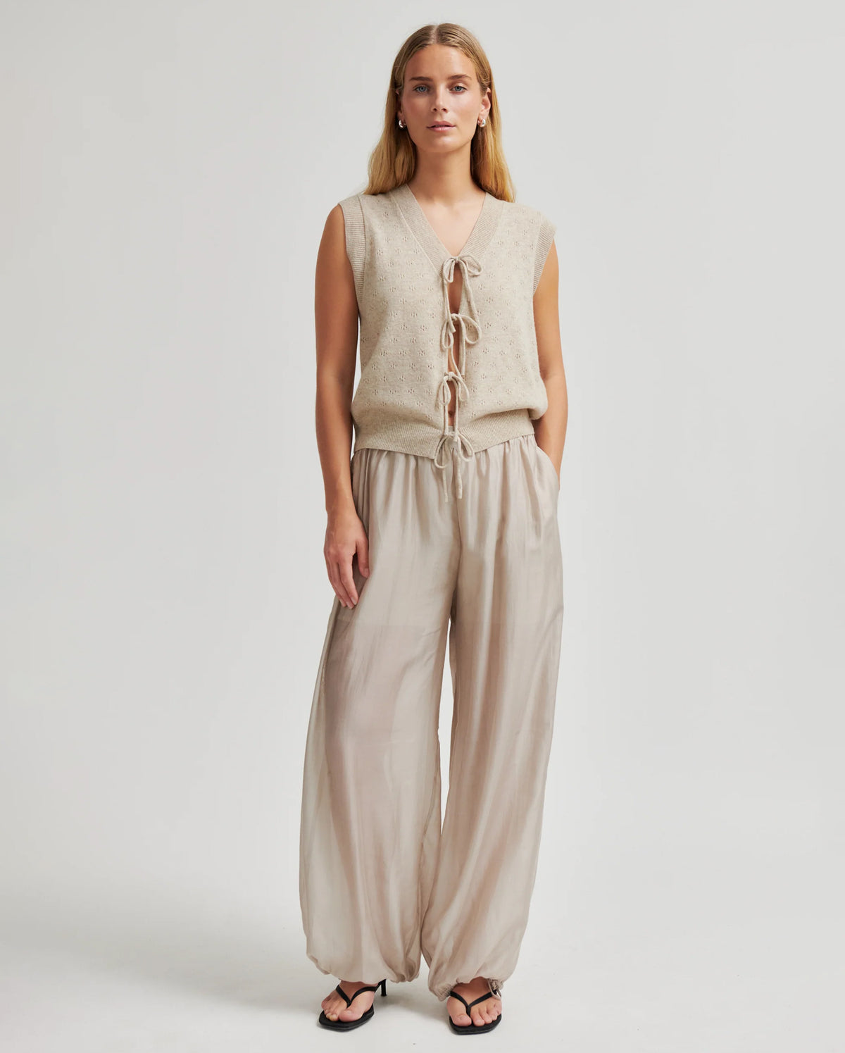 Hidie Trousers (Plaza Taupe)
