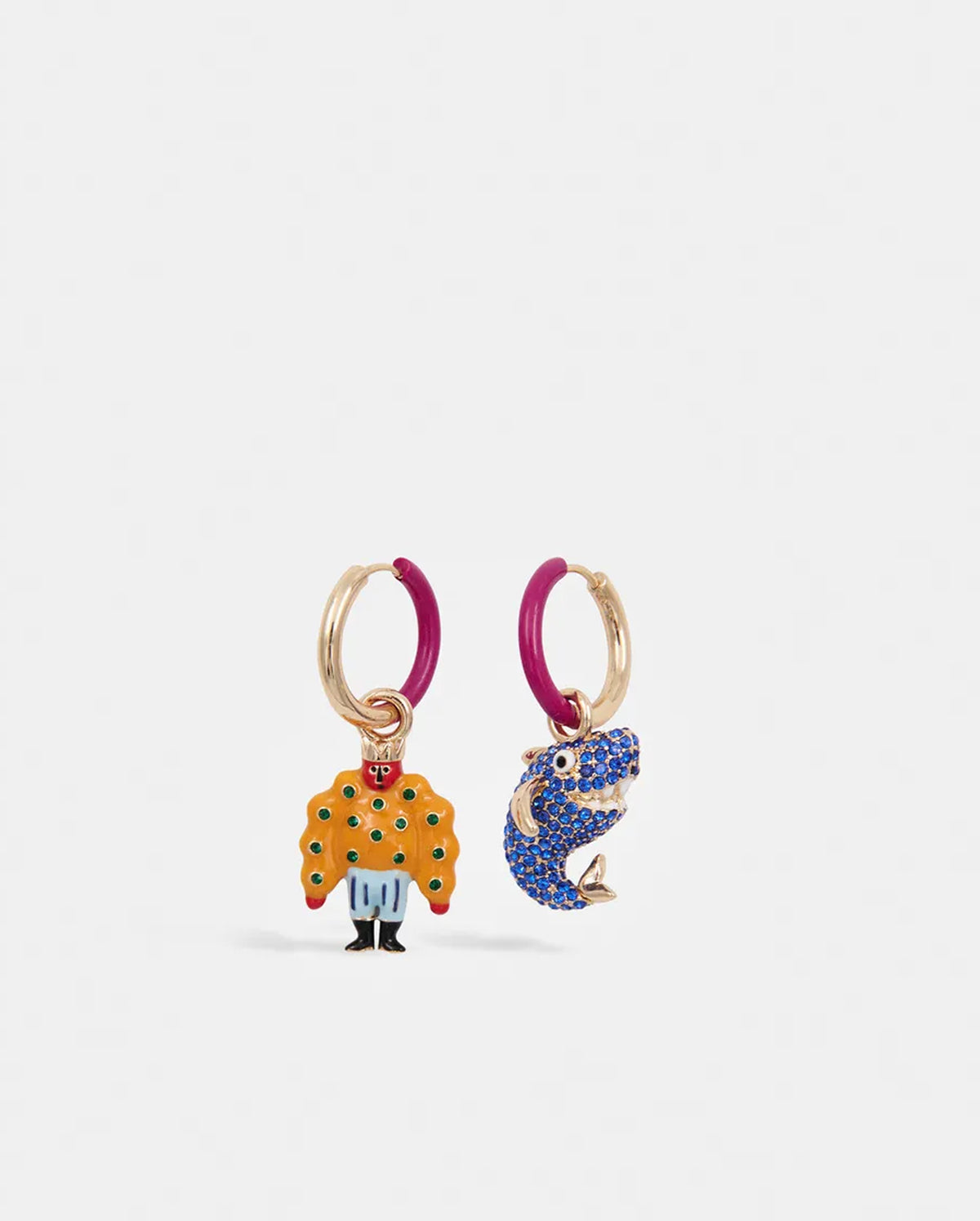 Hoop Earrings with King and Shark (Gold/Pink)