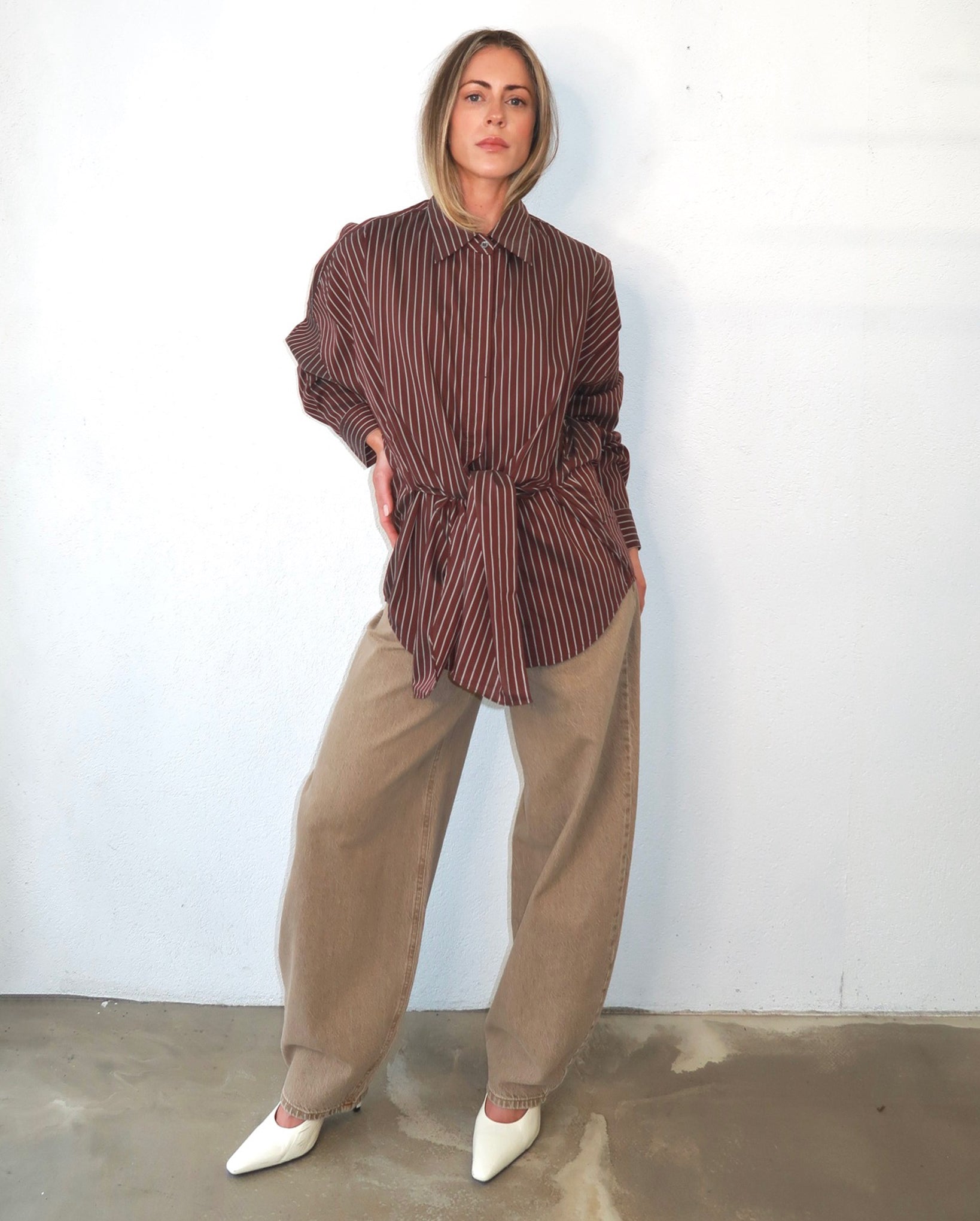 Aria Shirt (Brown)
