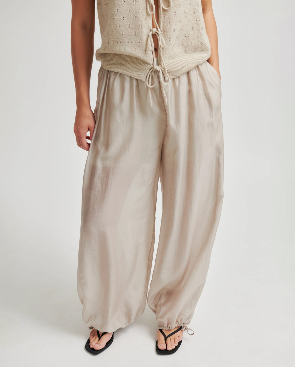 Hidie Trousers (Plaza Taupe)