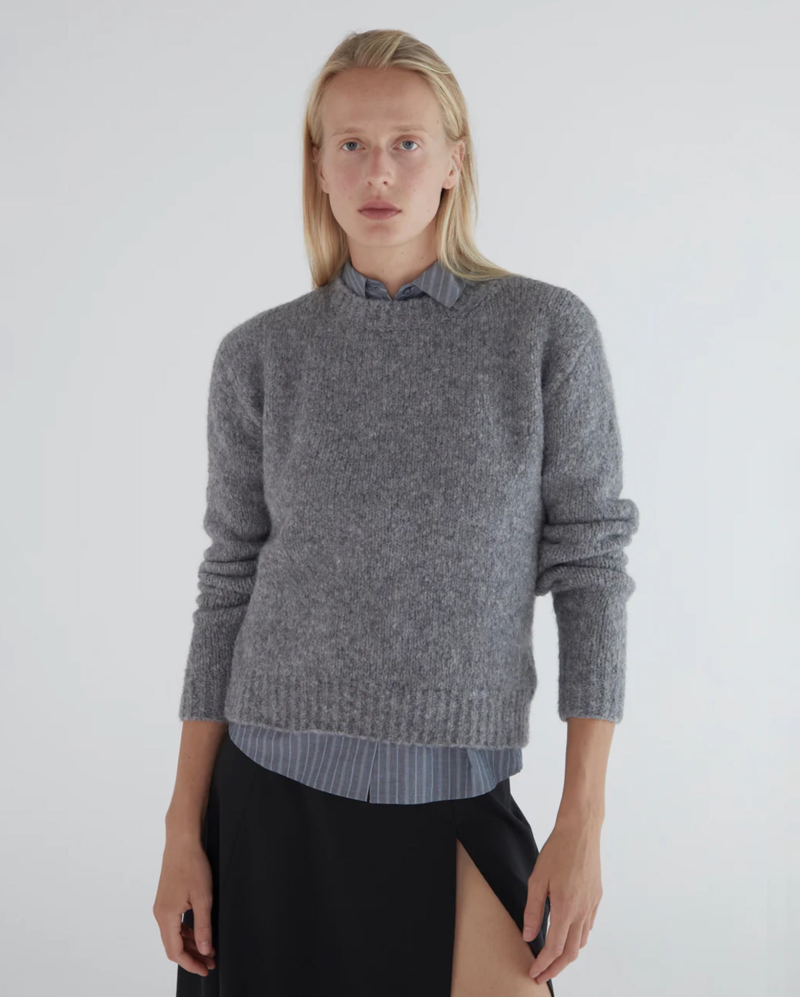 Clock Knitted Sweater (Grey)