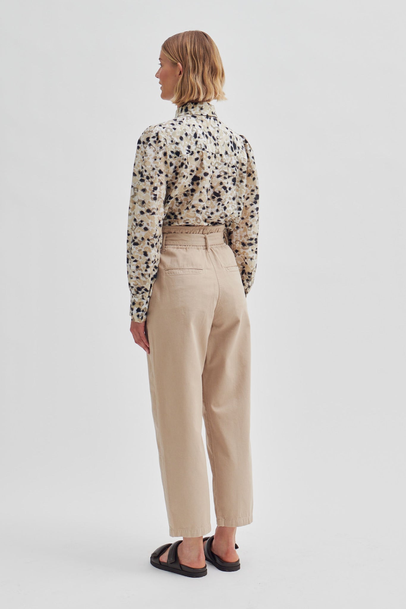 Second Female zizanne Trousers