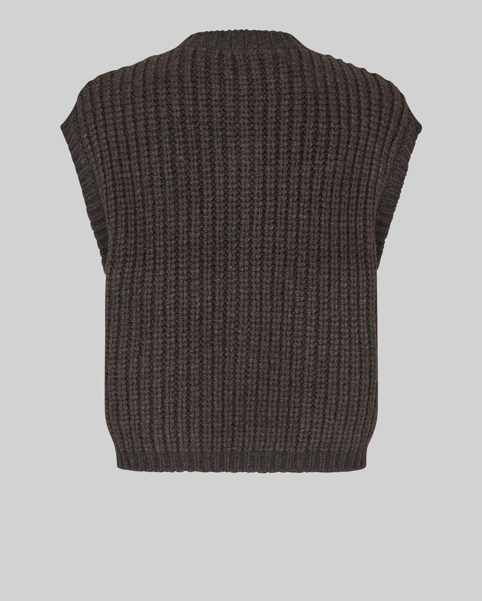 Ulrikke Knit Vest (Chocolate Torte)