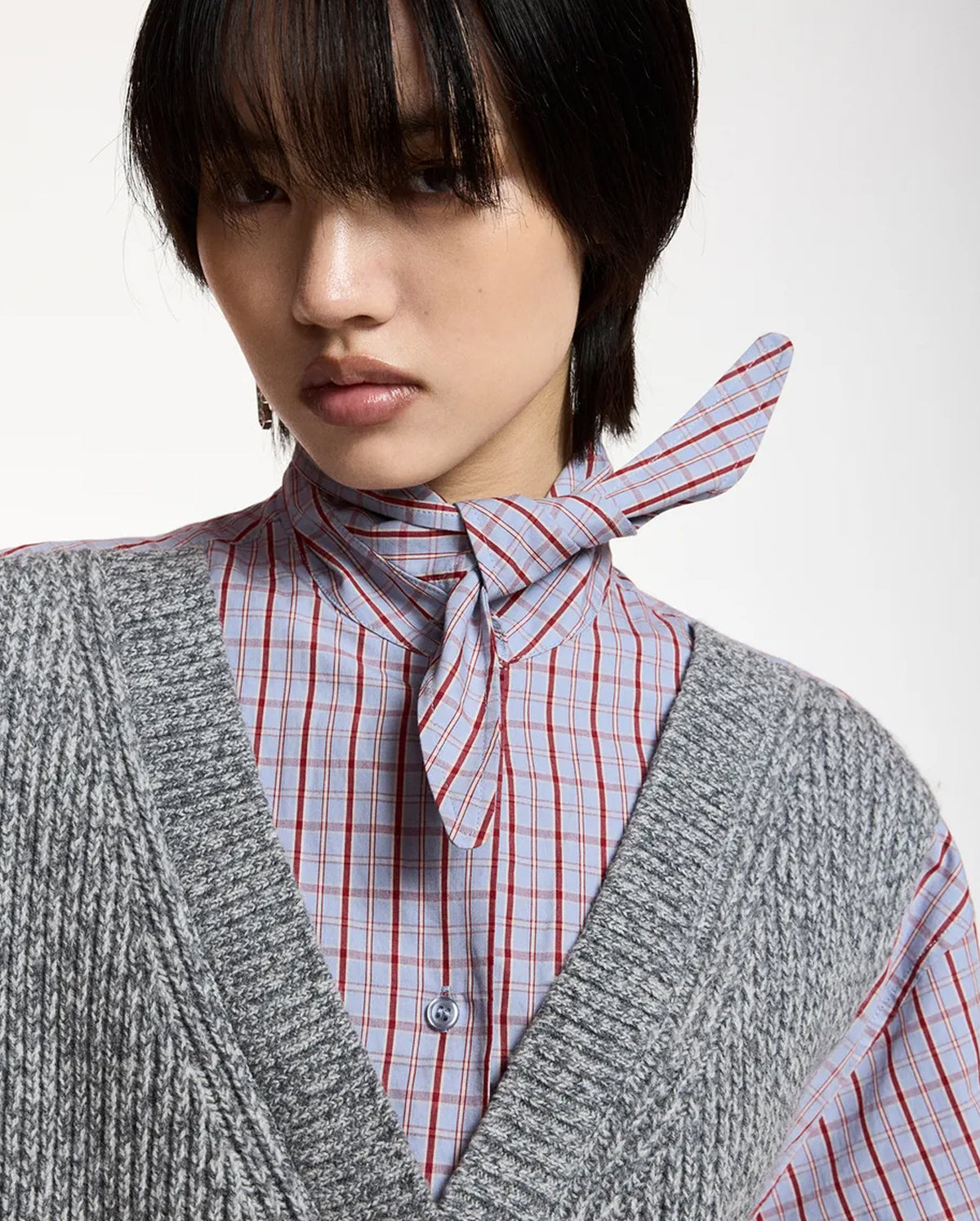 Layered Knit Vest Shirt (Grey/Light Blue/Red)