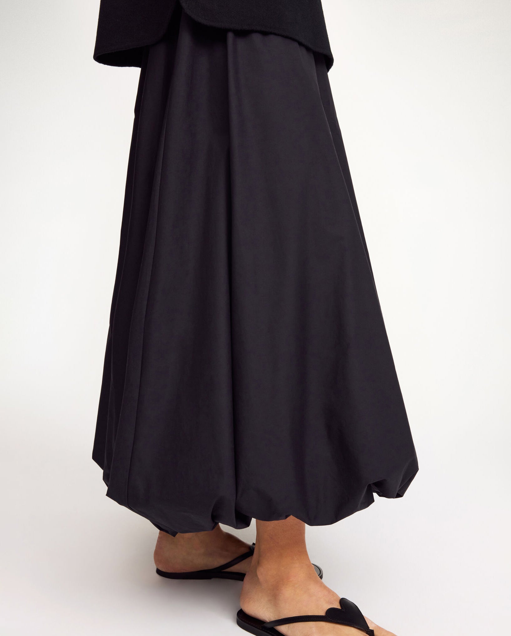 Aubrey Organic Cotton Skirt (Black)