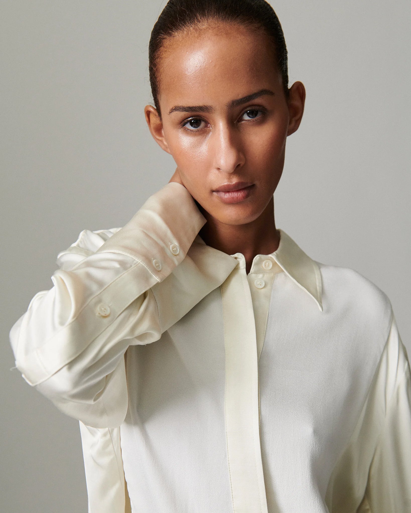 Leigh Fluid Mix Shirt Blouse (Vanilla Ice)