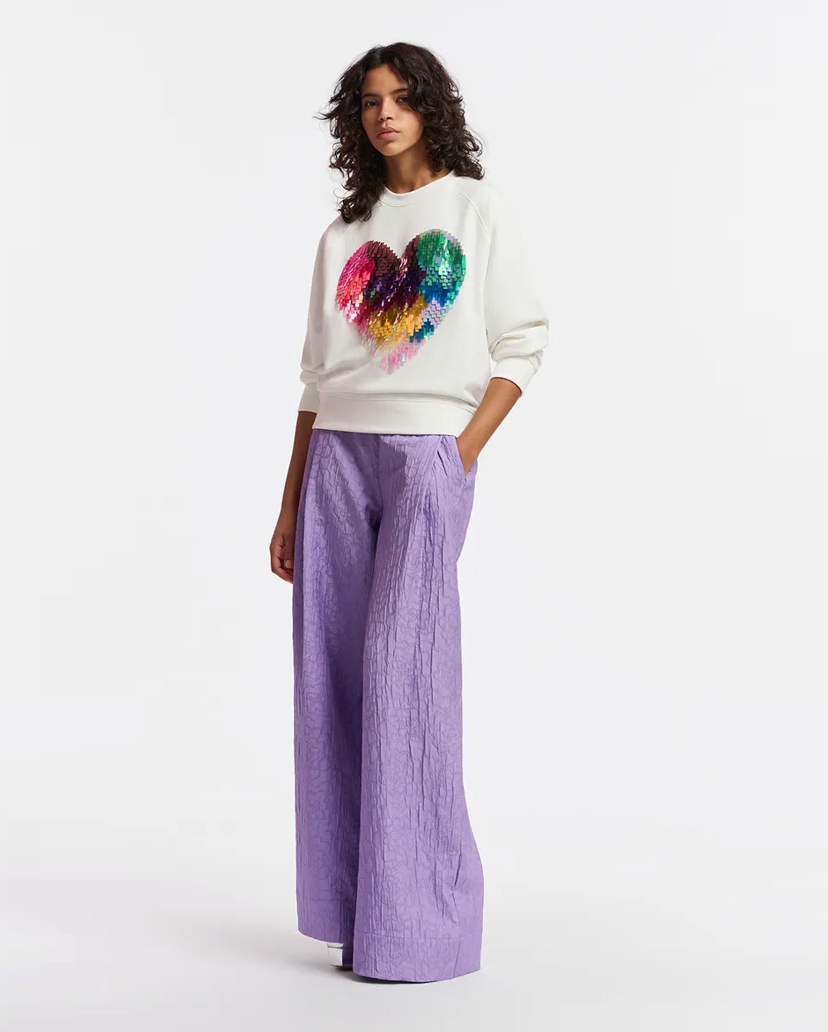 Gindi Sequin-Embroidered Heart Sweater