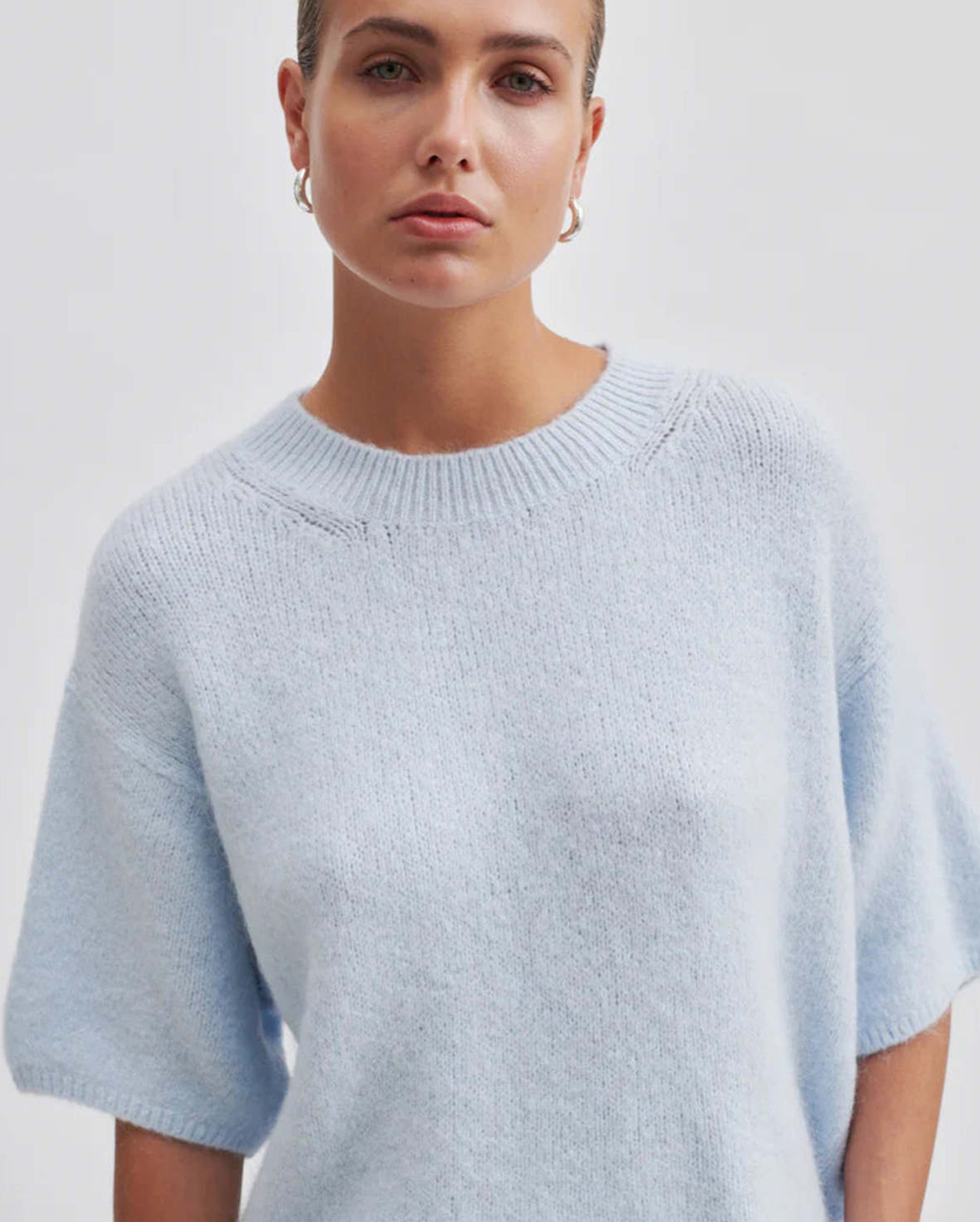 Wanda Short Sleeve O-Neck Knit (Ice Water)