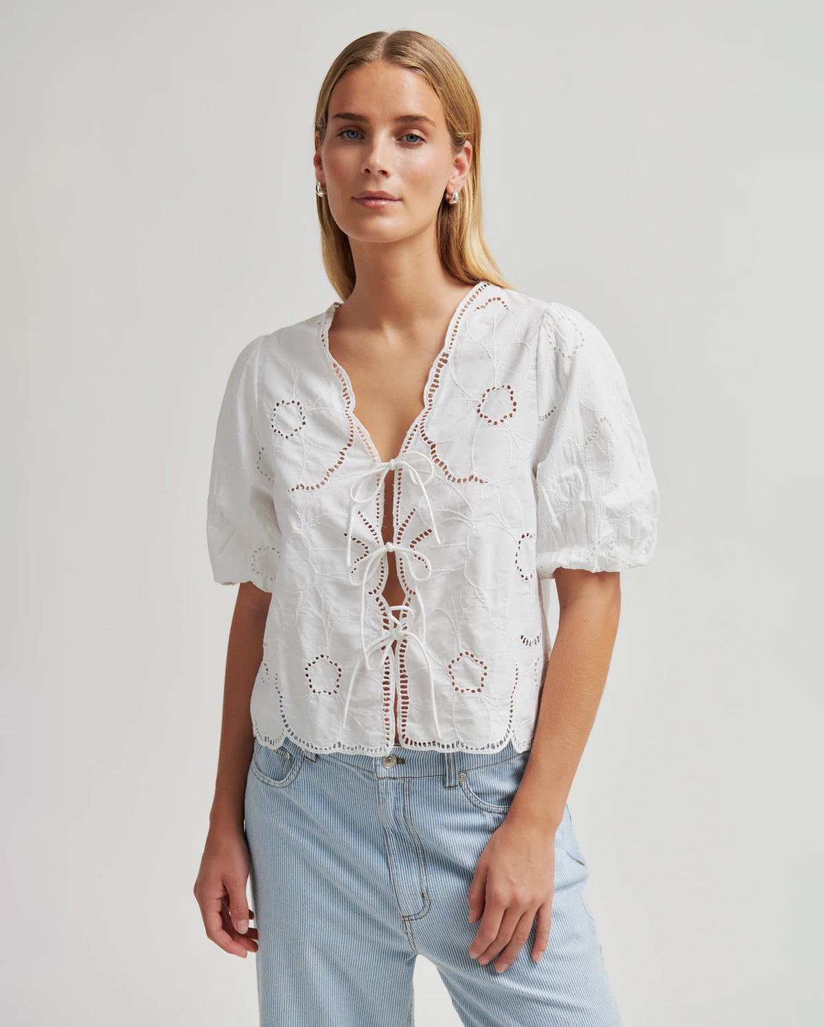 Avrille Blouse (White)