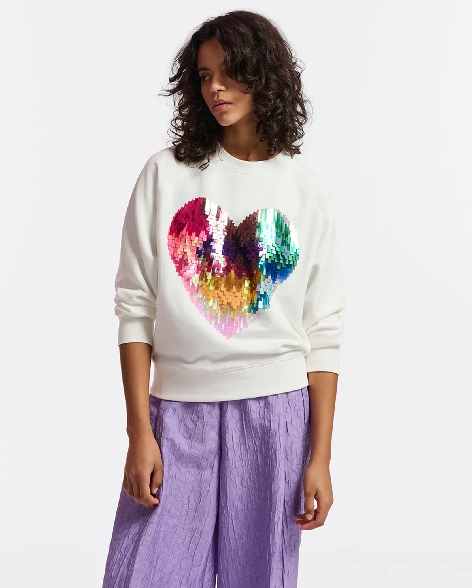 Gindi Sequin-Embroidered Heart Sweater