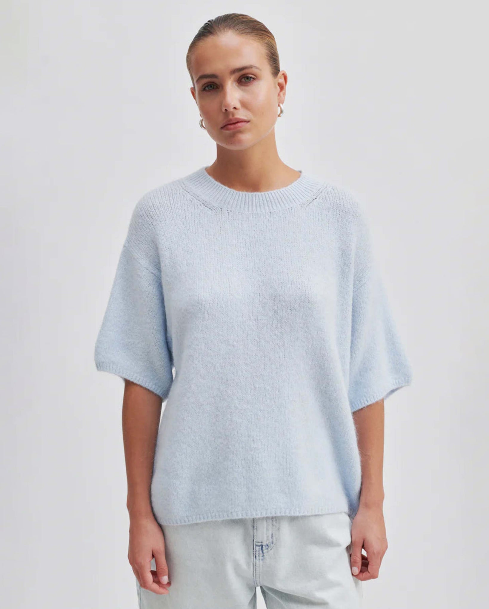 Wanda Short Sleeve O-Neck Knit (Ice Water)