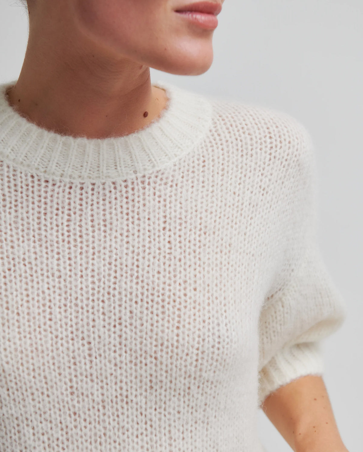 Silia Knit SS O-Neck (Eggnog)