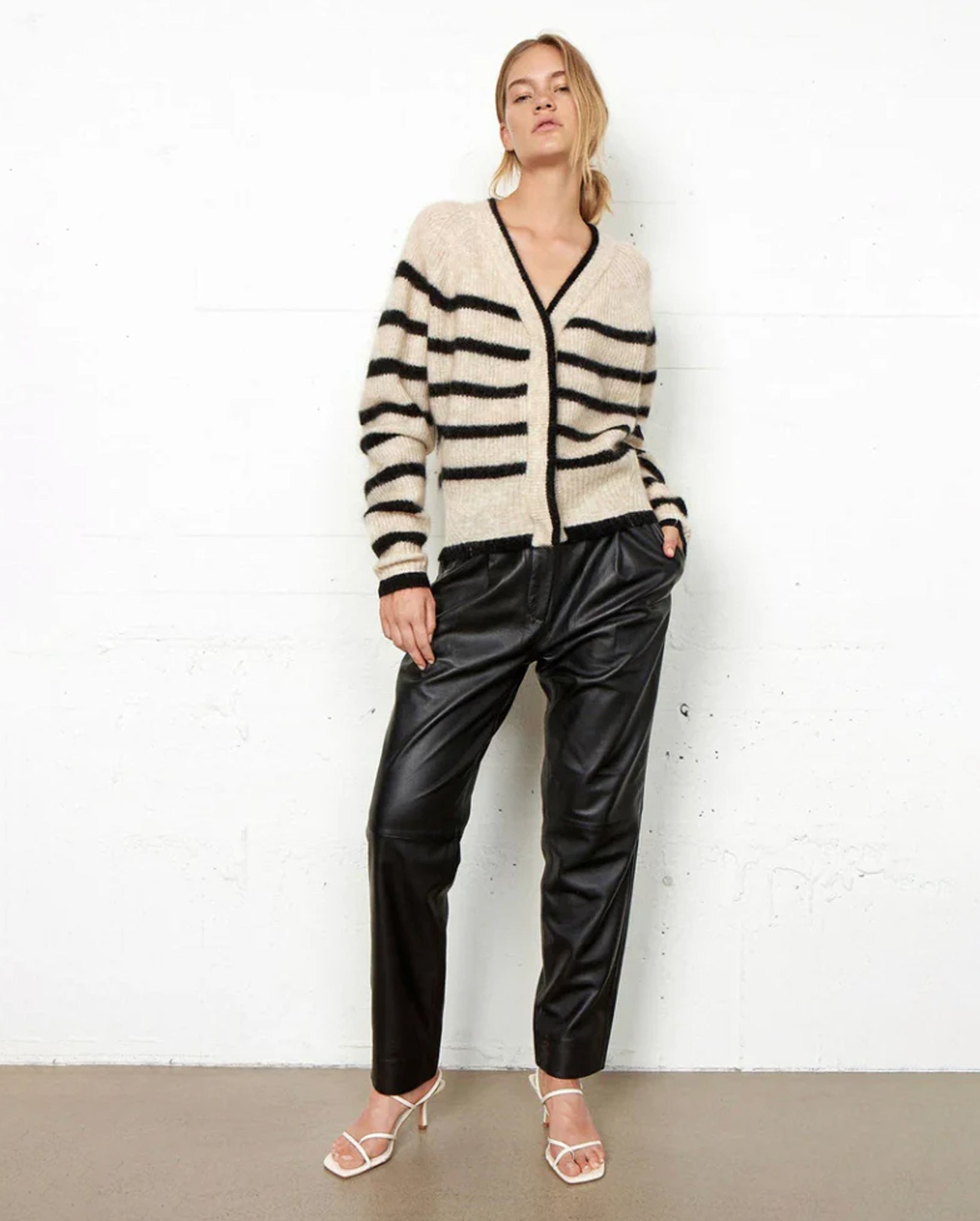 Indai Leather Trousers (Black)