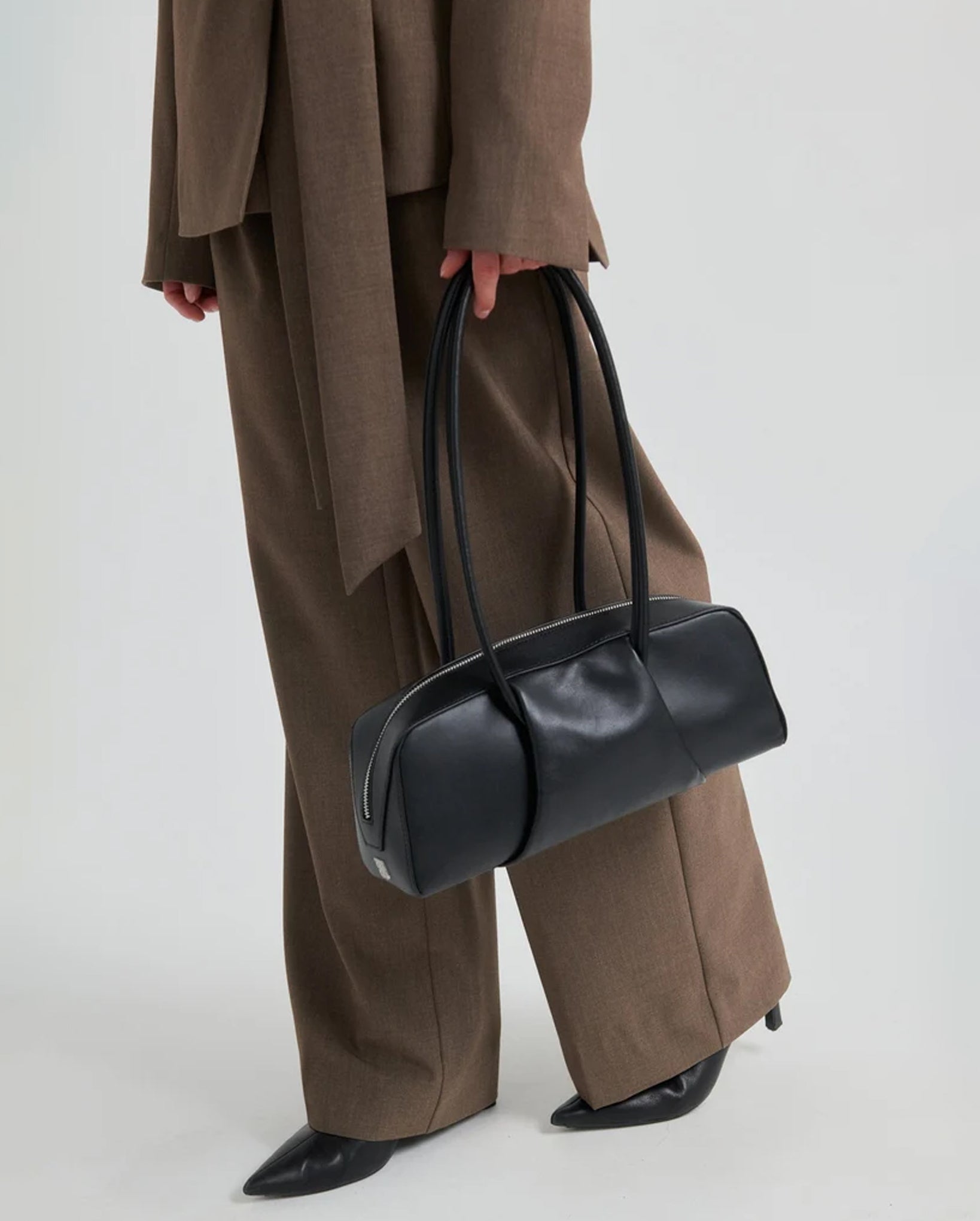 Finesse Leather Bag (Black)