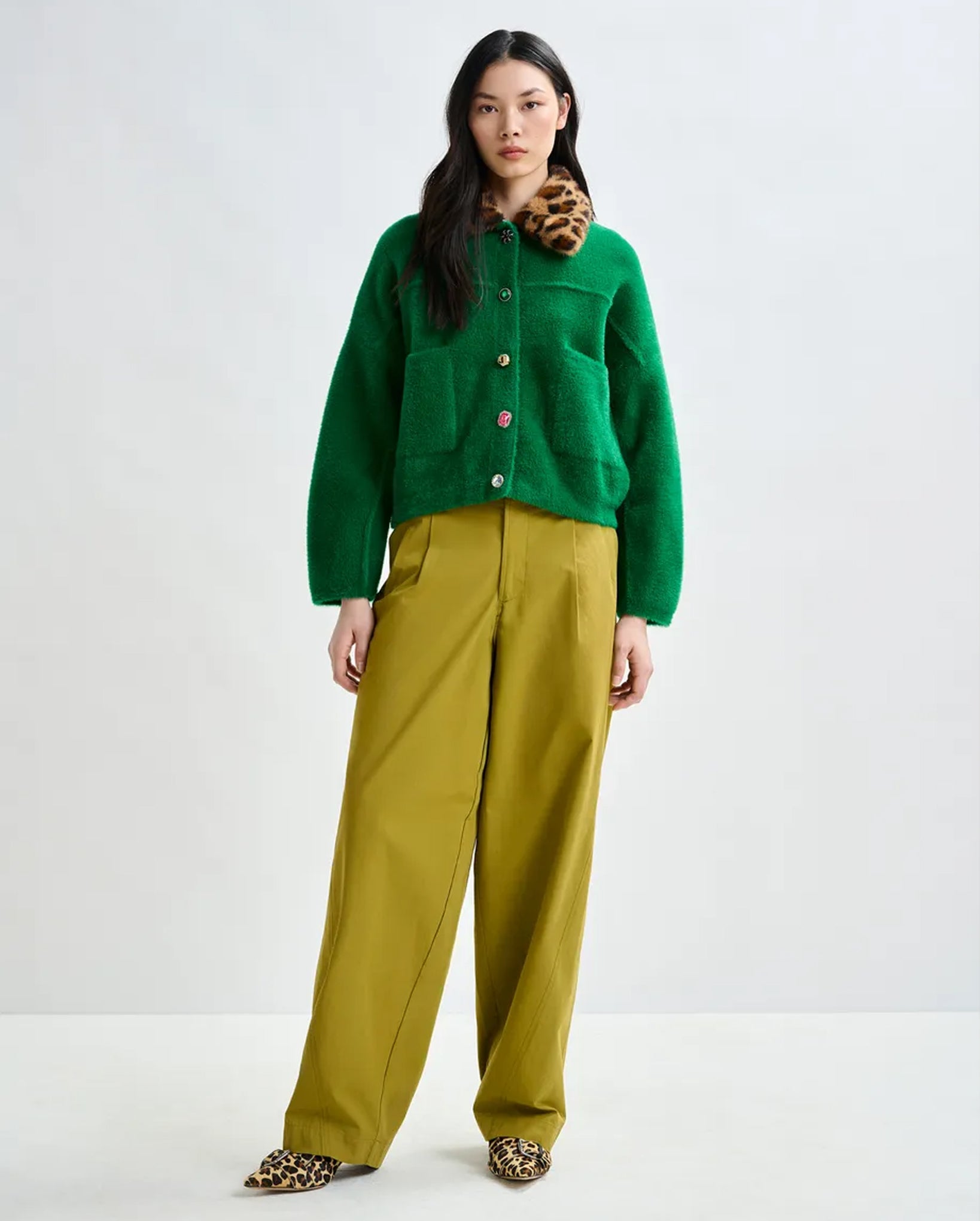 Cardigan with Removable Leopard Faux Fur Collar (Black/Brown/Green)