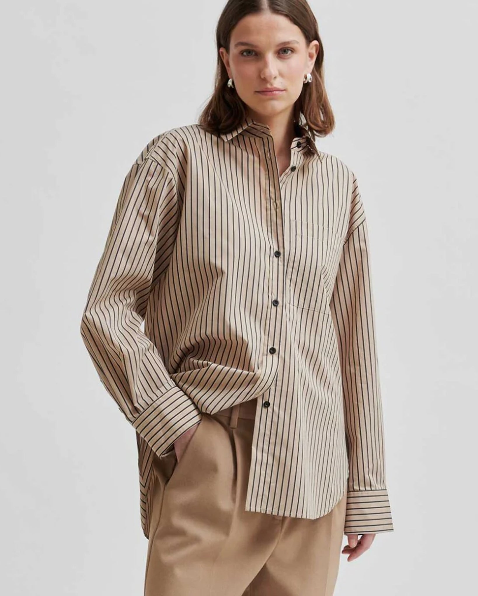Serina Slim Shirt (Camel)